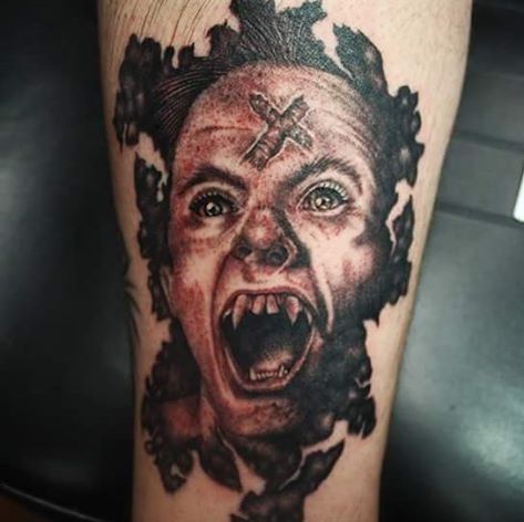 descurajantă Vampire Tattoo Design