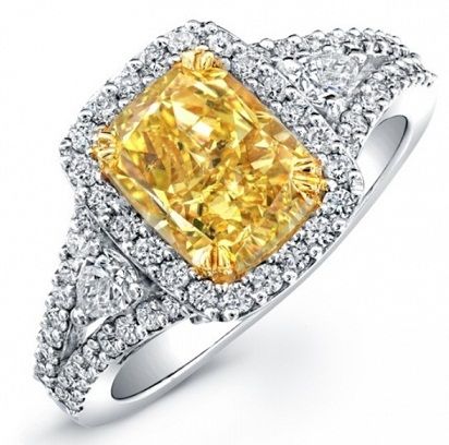 White and Yellow Diamond Ring Design
