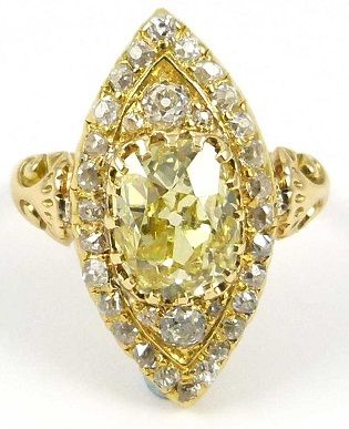 Leaf Designed Yellow Diamond Ring