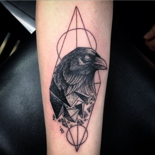 Sacru geometric Crow Tattoo designs