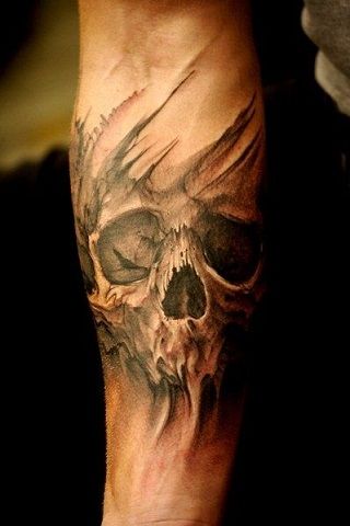Kaukolė tattoo