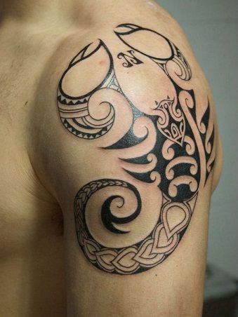 Pe Shoulder Scorpion Tattoo
