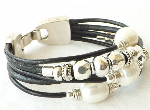 black-leather-freshwater-pearl-silver-cuff-bracelet9