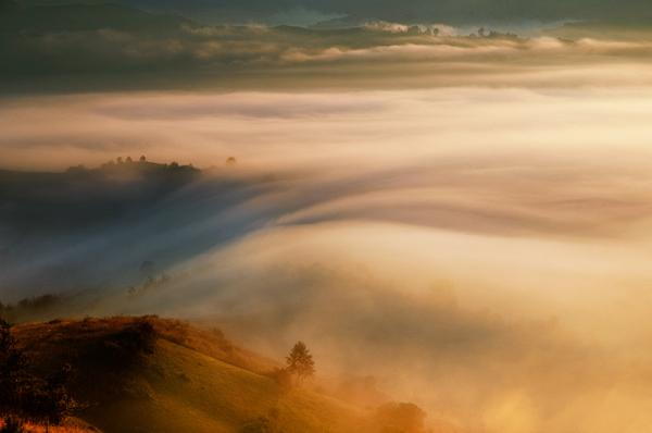 Cloudy mountains by Cornel Pufan