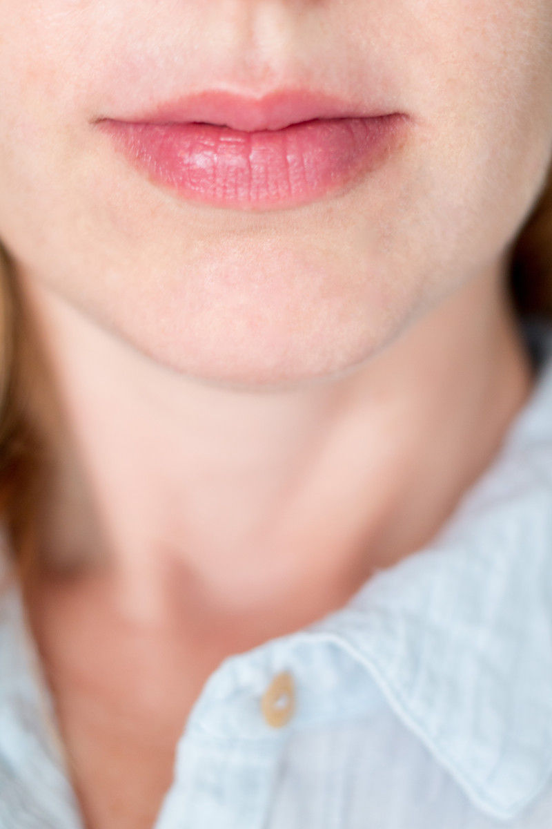Editor's Pick: Najboljši pripomoček za ustnice za polne ustnice brez injekcij
