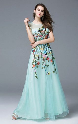 Virágos ruhák - 15 gyönyörű és legjobb dizájn nőknek | Stílusok az életben