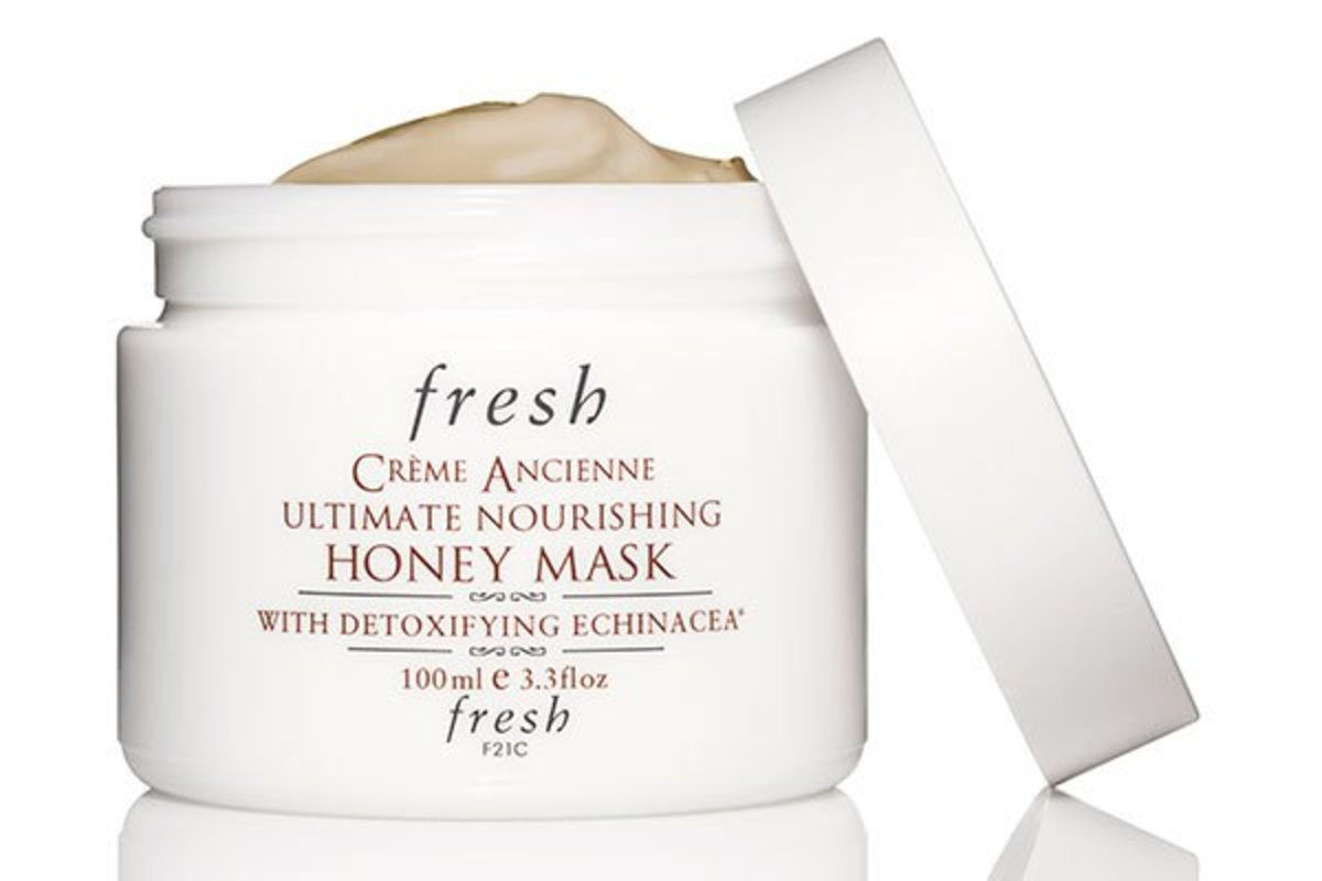 Fresh are o mască nebună de miere, care va salva pielea uscată