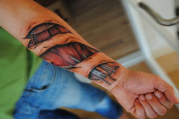 Frighteningly Realistic Tattoos by Yomico Moreno