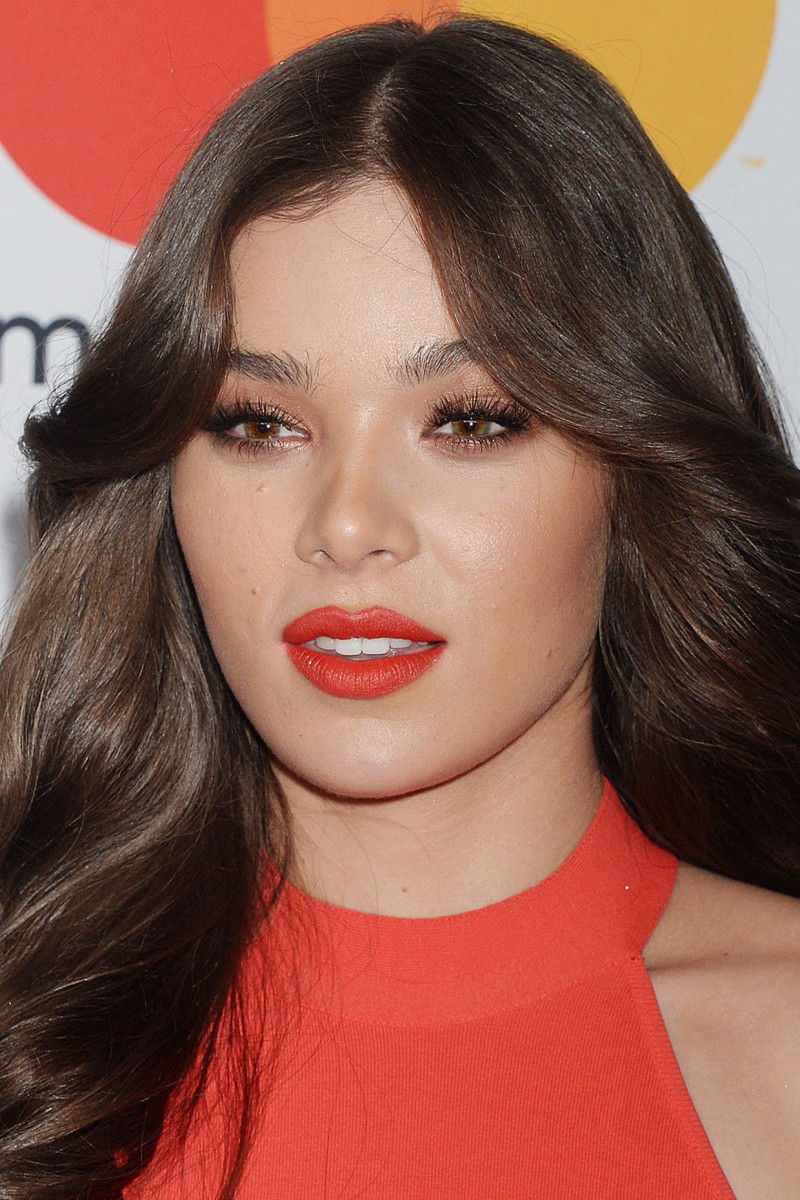 Hailee Steinfeld, Before and After