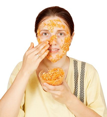 Carrrot egg oatmeal face mask