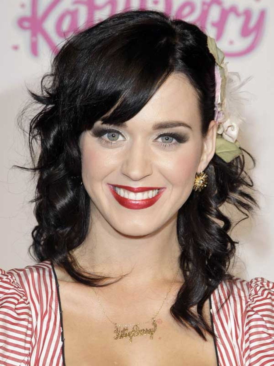 Katy Perry are cel mai bun aspect de păr și machiaj