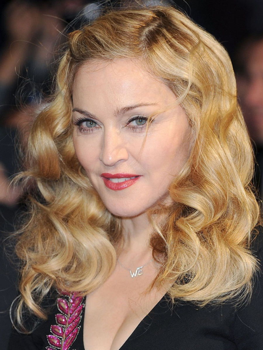 Artistul de Machiaj din Madonna, Gina Brooke, împărtășește secretele sale de frumusețe