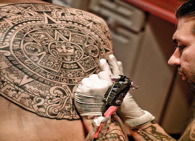 Azek tetoválásának jelentései