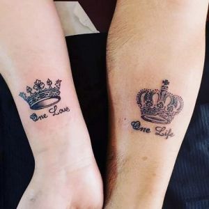 Több Than 50 Crown Tattoos For Your Royal Inking Dreams!