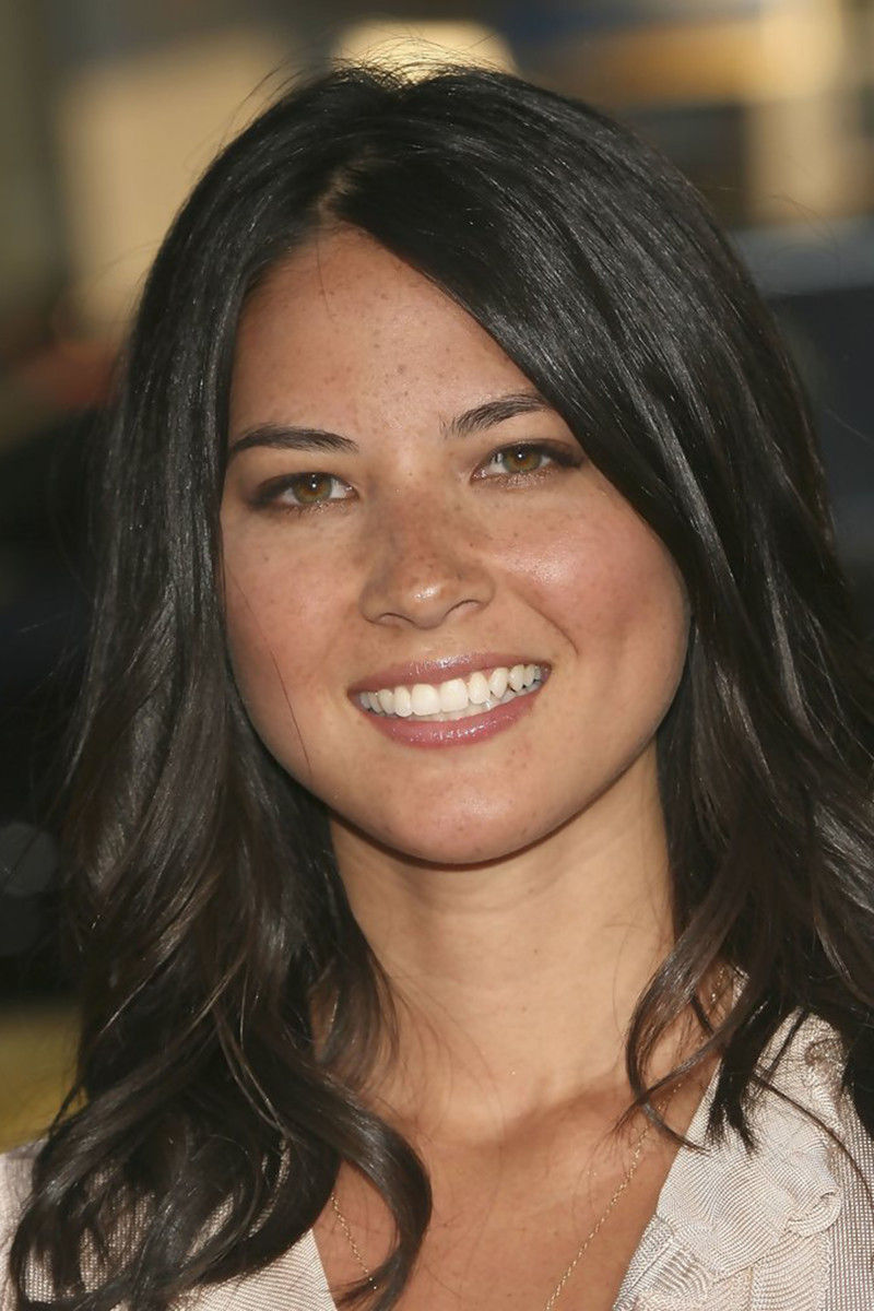 Olivia Munn, Before and After