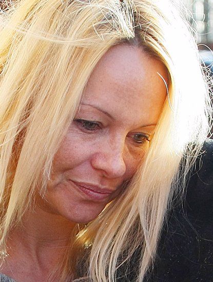 Pamela Anderson without makeup 2