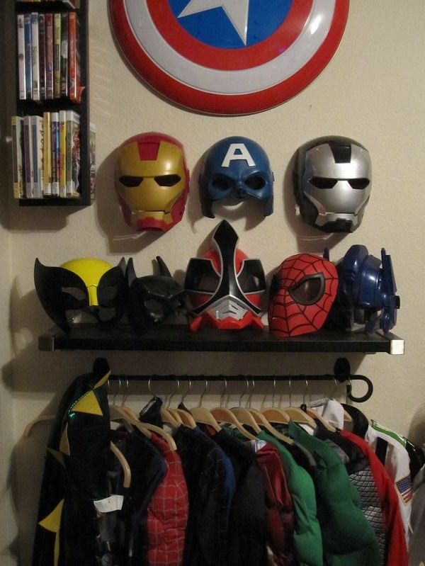 Superhero Masks & Costumes