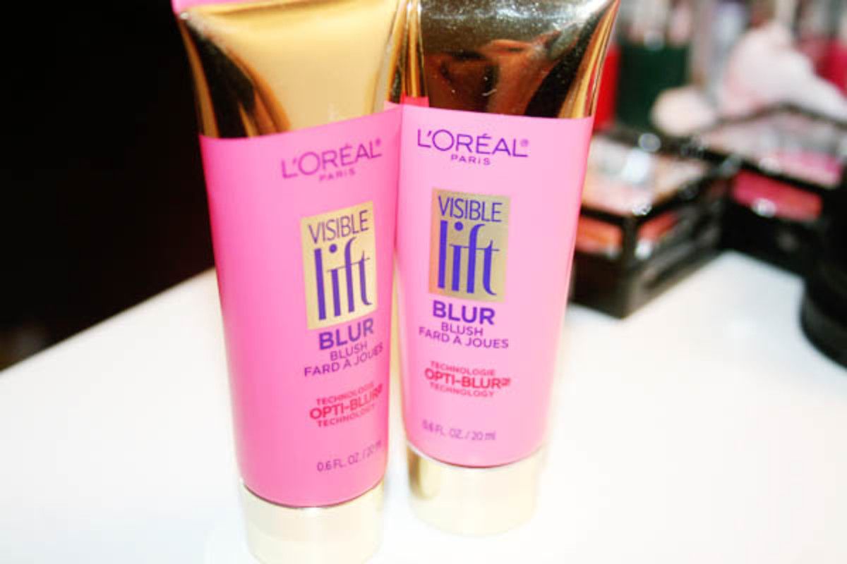 L’Oréal Paris Visible Lift Blur Blush.