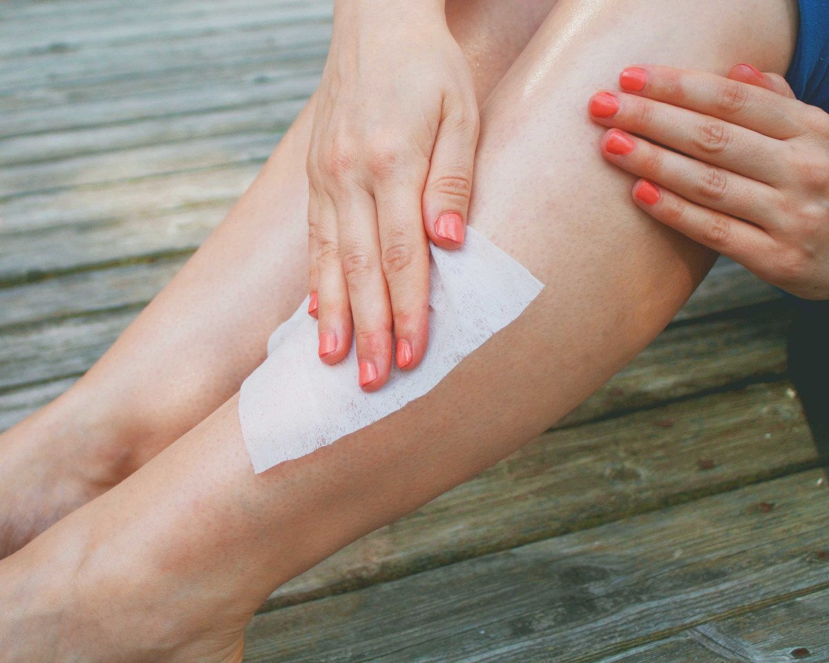 The Best No-Strip Wax For Easy Hair Removal At Home