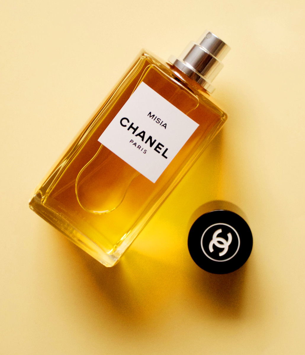 Naujausi Chanel kvepalai kvėpuoja būtent taip ... makiažas