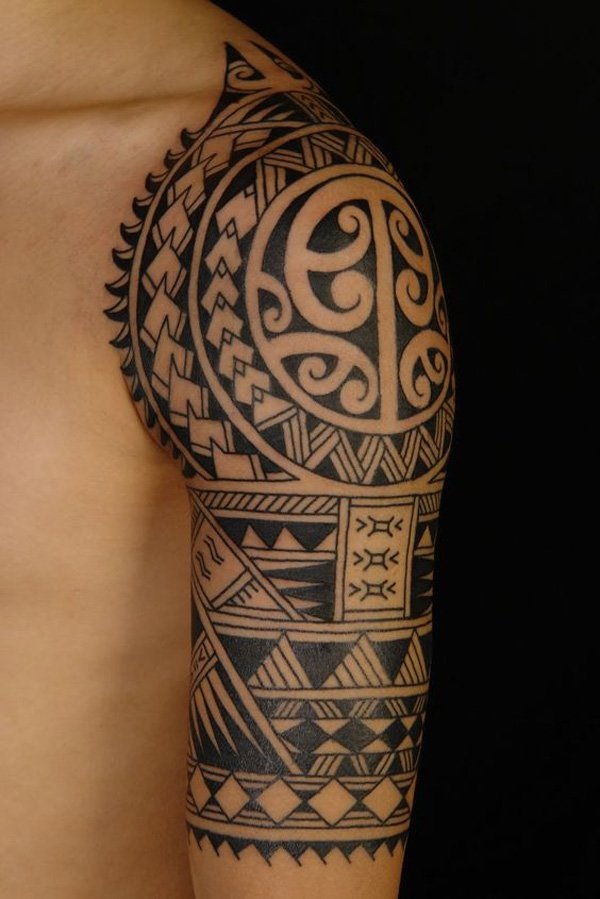 polinéziai Tribal Shoulder Tattoos for Men