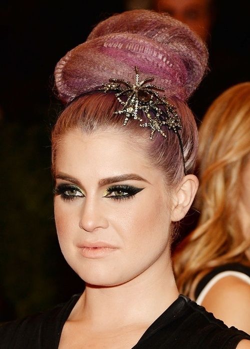 NOU YORK, NY - MAY 06: Kelly Osbourne attends the Costume Institute Gala for the 
