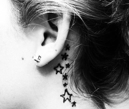 felső 15 Cute and Tiny Ear Tattoos With Images - Star Symbol Behind Your Ear Tattoo