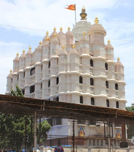 Istorinis Places in India Siddhivinayak temple