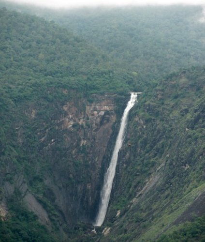 Medaus mėnesį Places in kodaikanal Thalaiyar Falls
