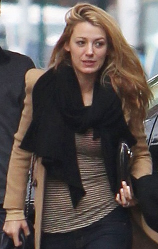 Blake Lively Without Makeup 8