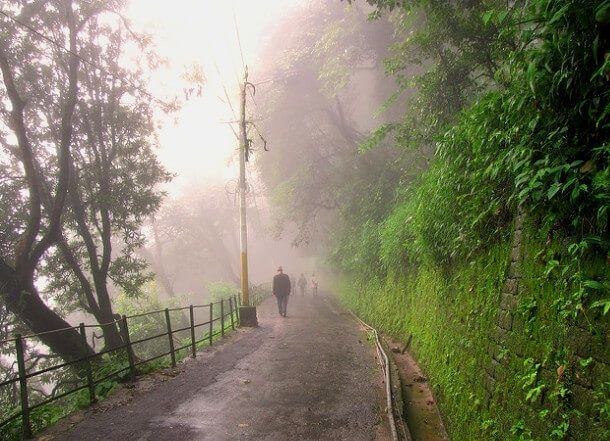 musoni-in-darjeeling_darjeeling-turistice-locuri
