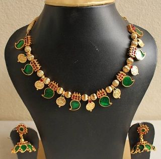 antique-leaf-design-necklace-set