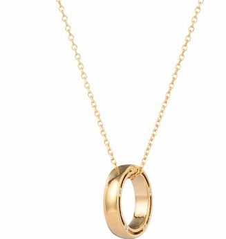 gold-chain-with-a-ring-pendant-18