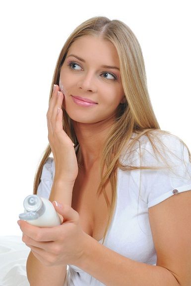Piele care tips - moisturize your skin