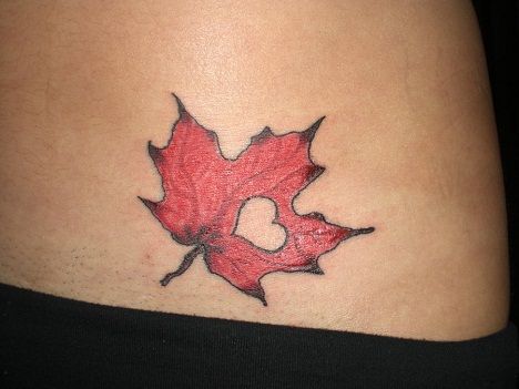 arțar leaf flag tattoo