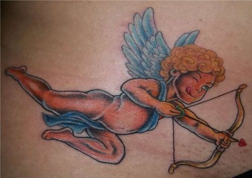 Szárnyas Flying Cupid Cherub on Shoulder