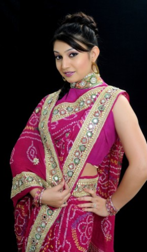 Bandhani Sarees-Pink Pure Georgette Bandhani Saree With Kundan Works 4