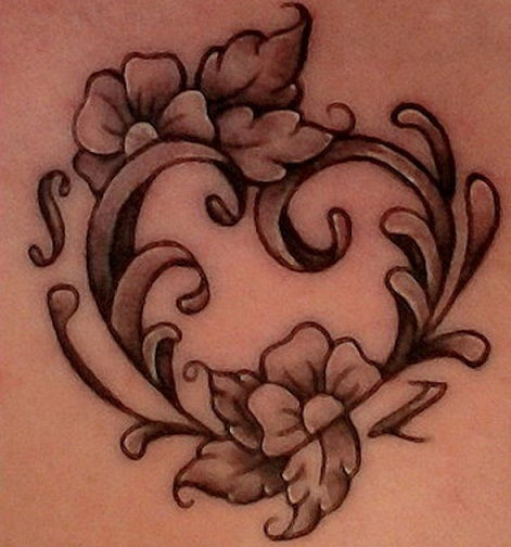 Törzsi Flower Heart Tattoo