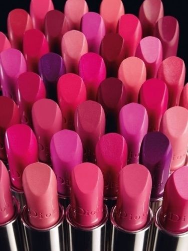 Top 9 Dior lūpų dažai ir atspalviai | Stiliai gyvenime