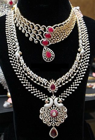 beautiful-silver-temple-jewellery-long-and-short