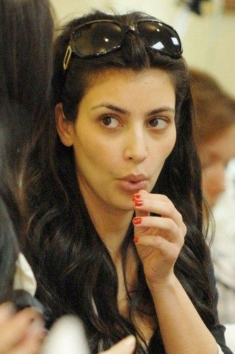 Kim Kardashian without makeup 3
