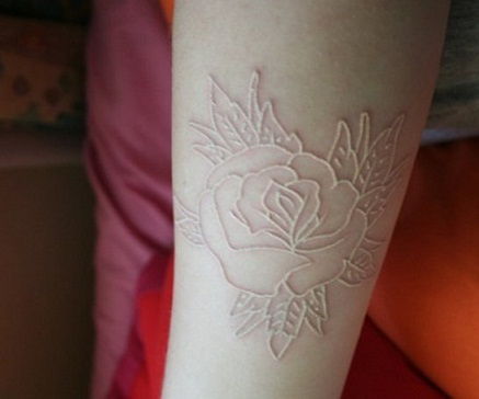 Gėlė type white Tattoo Design