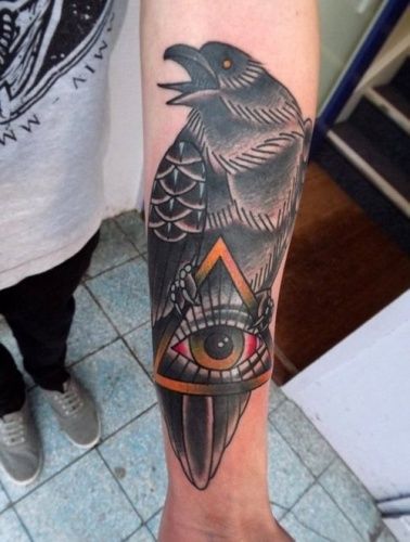 Raven Tattoo Designs9