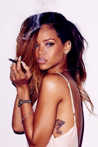 Rihanna Tattoos7