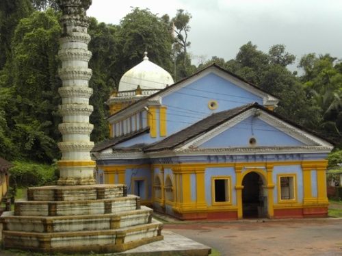 temples in goa