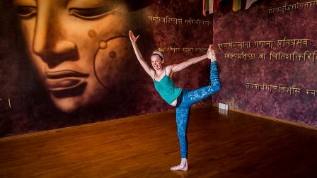 Ce este Samadhi Yoga și meditație - Posturi și beneficii