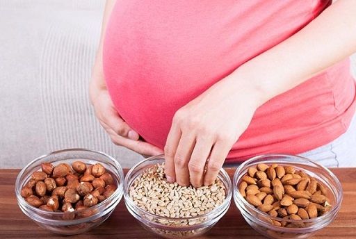 Dry Fruits During Pregnancy
