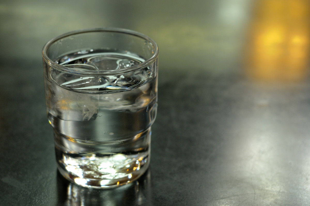 Ar gėrimas daugiau vandens tikrai pagerins jūsų odą?